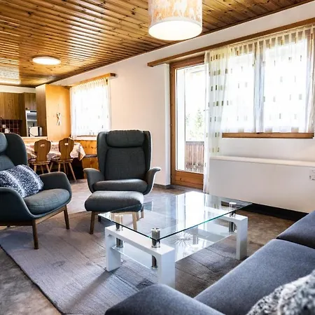 Bortelhorn, Rosswald Apartament